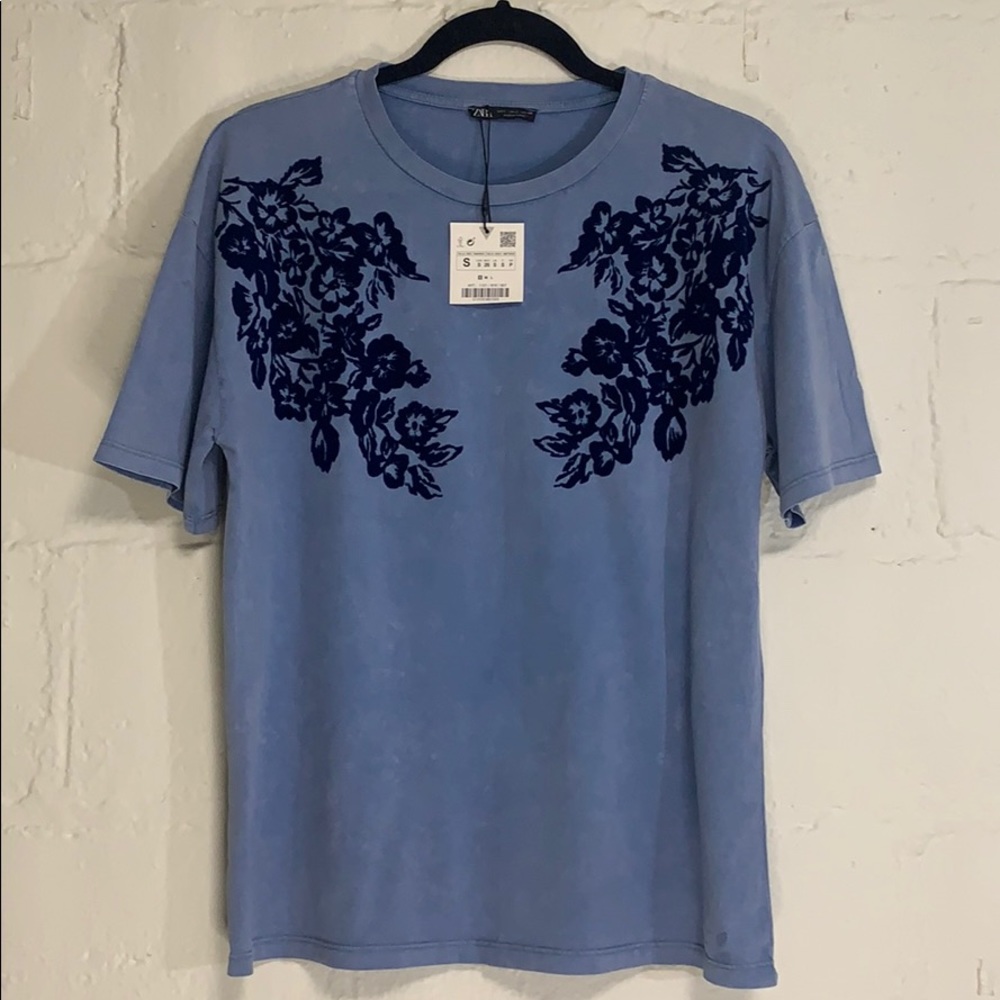 NWT Zara Blue Garment Dyed Floral Velvet Appliqué Oversized Crewneck Tee Sz S